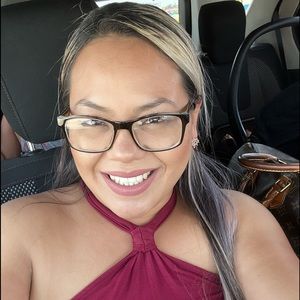 Meet your Posher, Isamar